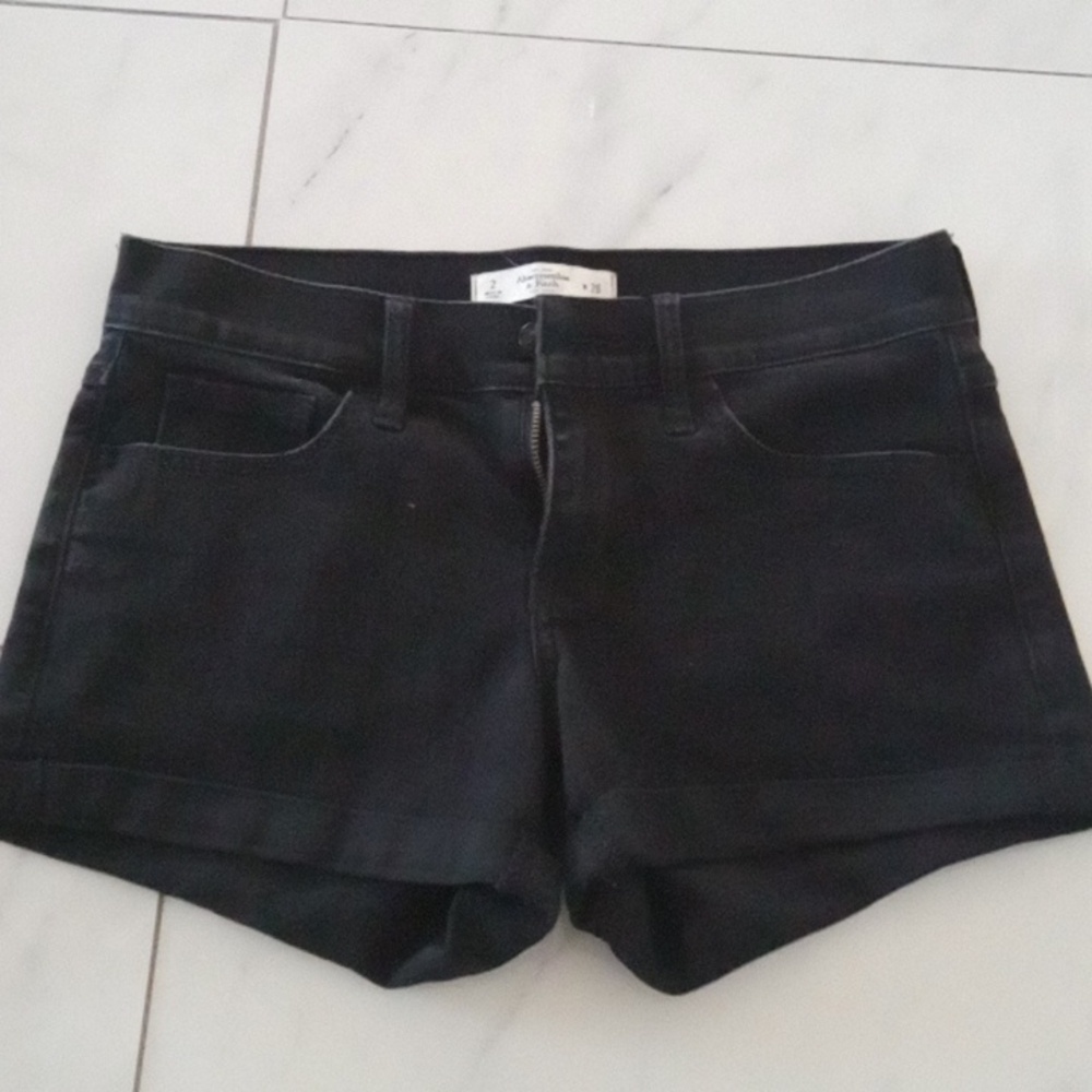 Abercrombie and Fitch black 🖤 shorts